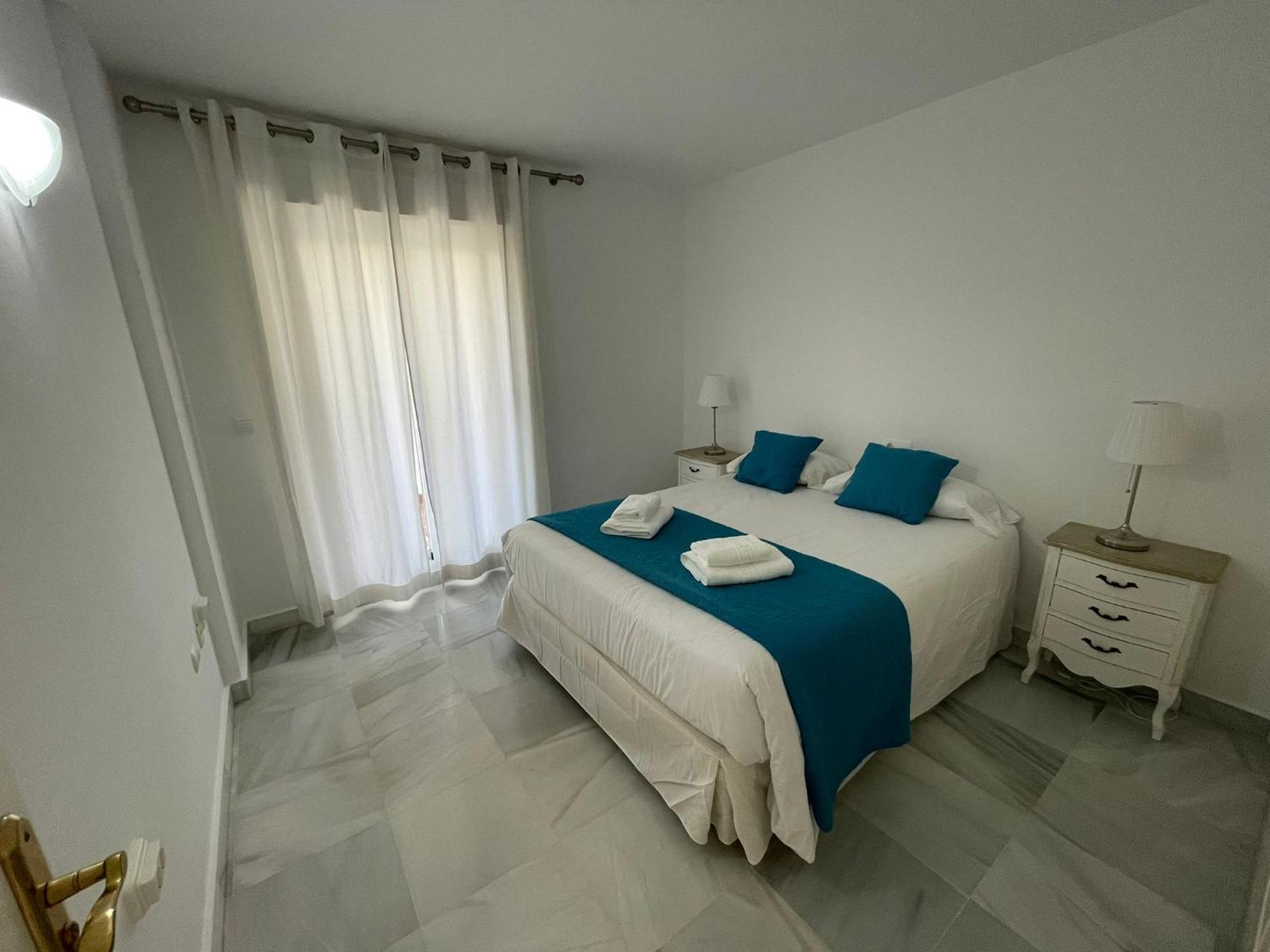Apartamentos Naranjos Del Sol 마르베야 외부 사진