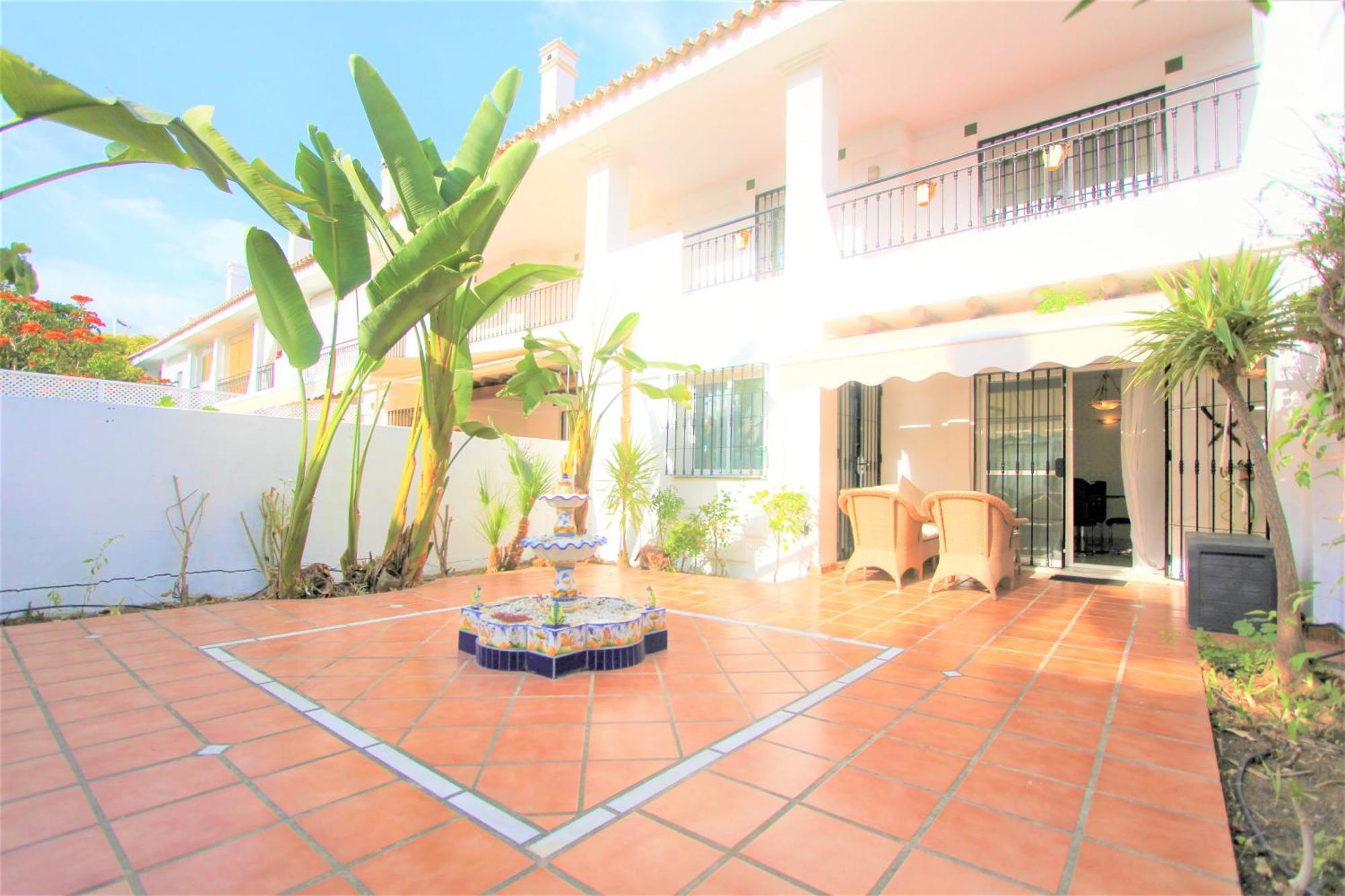 Apartamentos Naranjos Del Sol 마르베야 외부 사진