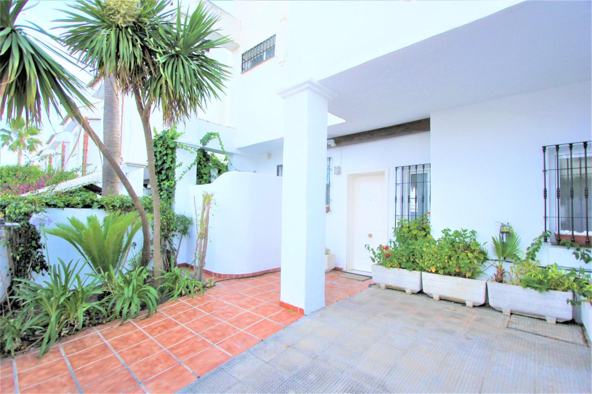 Apartamentos Naranjos Del Sol 마르베야 외부 사진