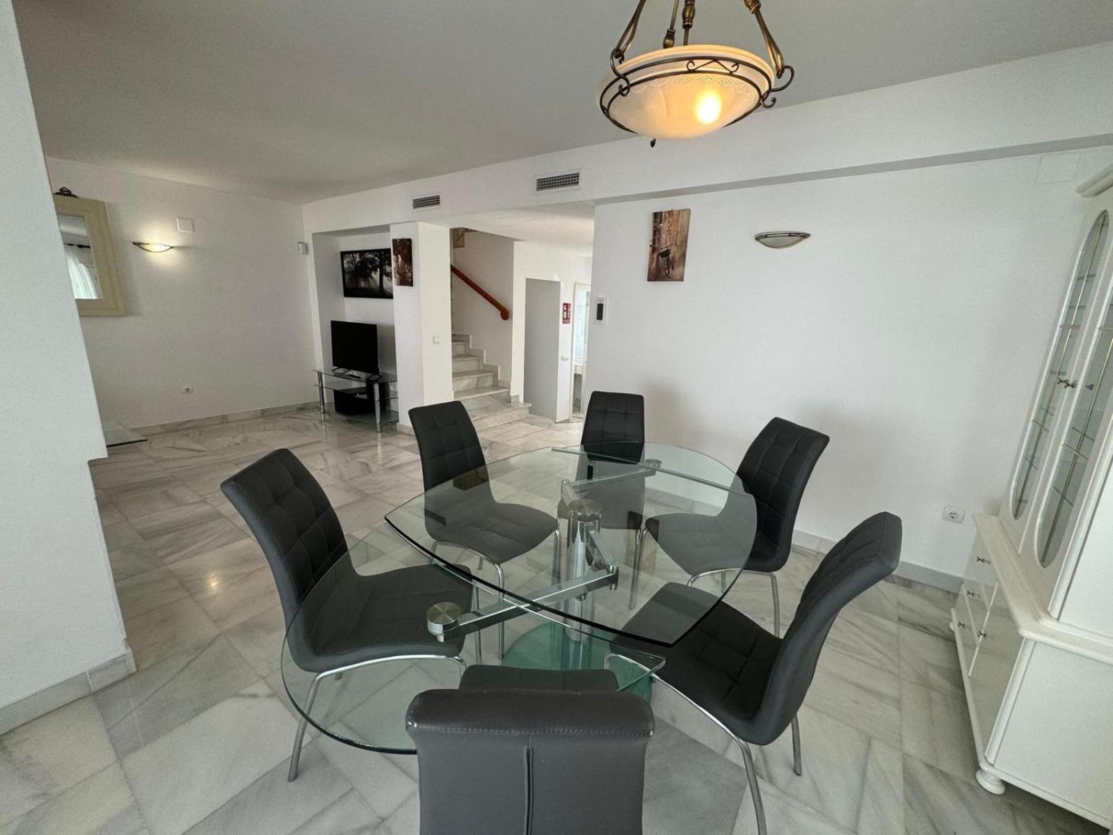 Apartamentos Naranjos Del Sol 마르베야 외부 사진
