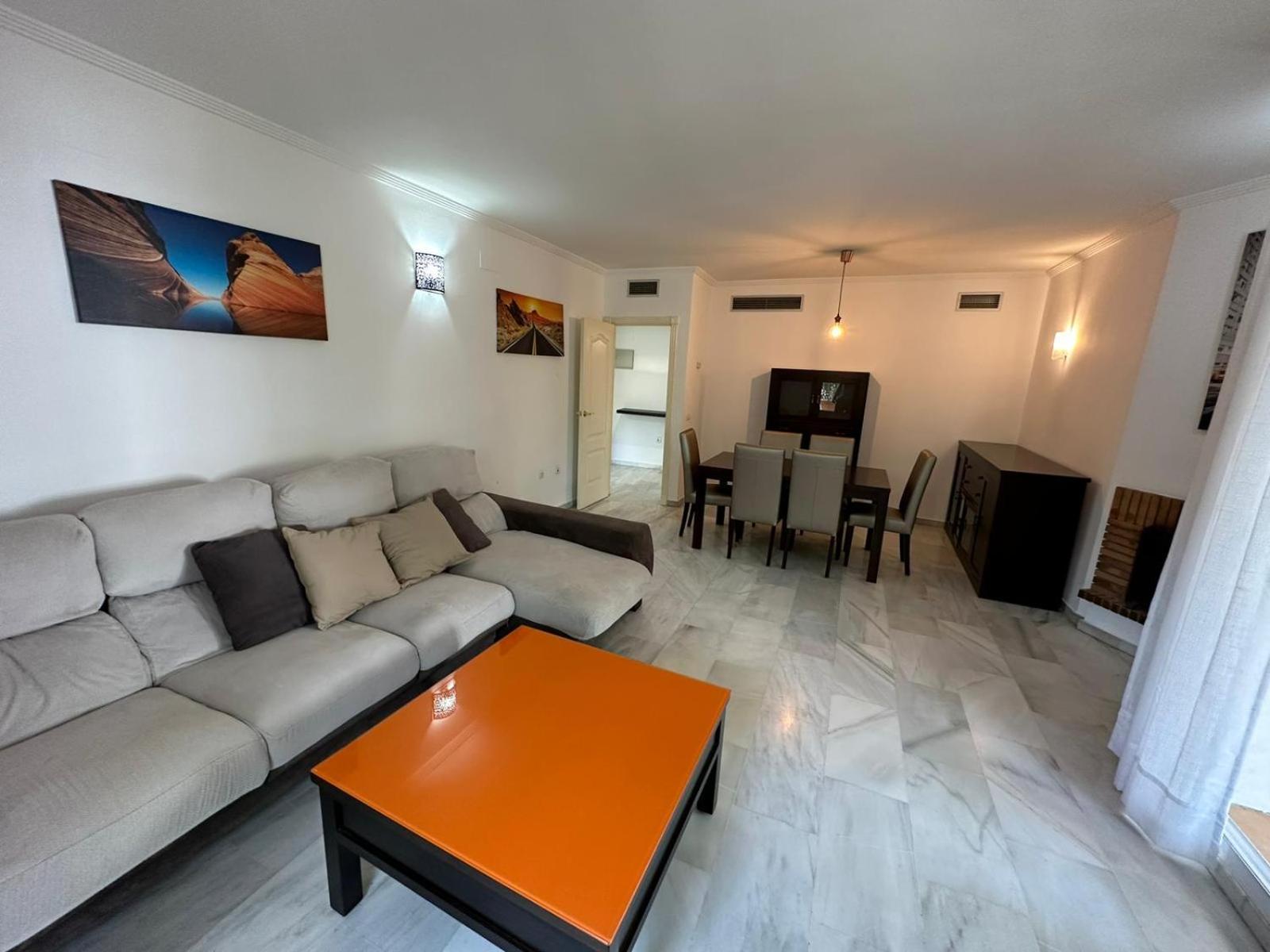 Apartamentos Naranjos Del Sol 마르베야 외부 사진