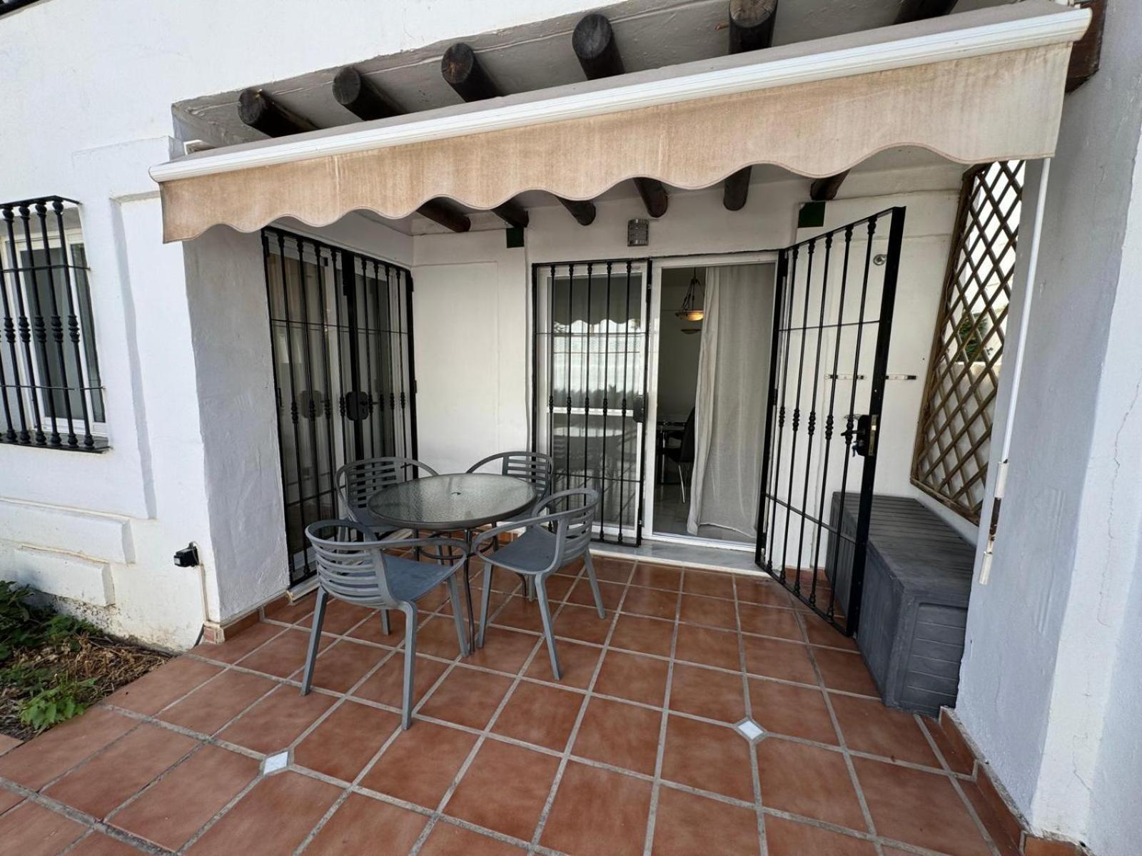 Apartamentos Naranjos Del Sol 마르베야 외부 사진